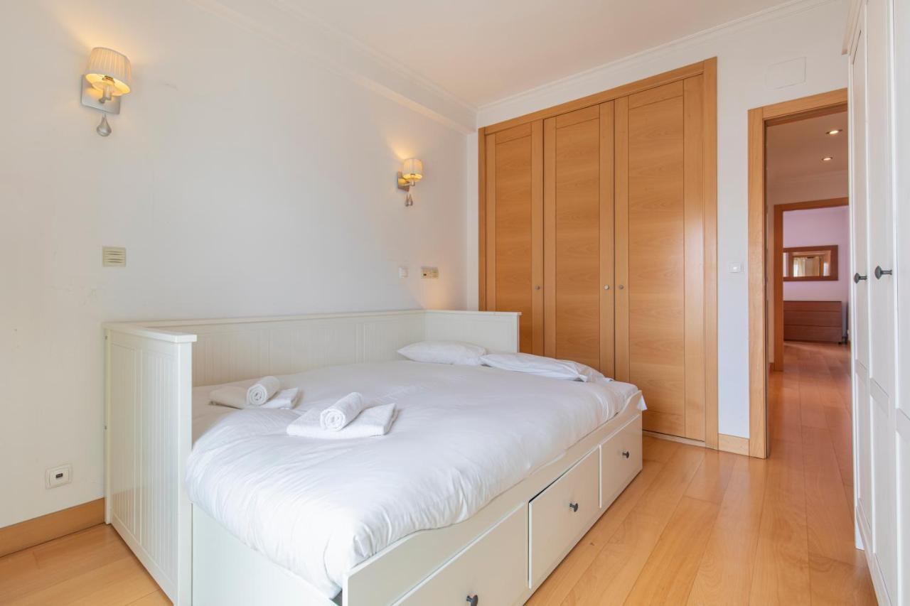 Lovelystay - Modern Apartment In Anjos Lissabon Buitenkant foto