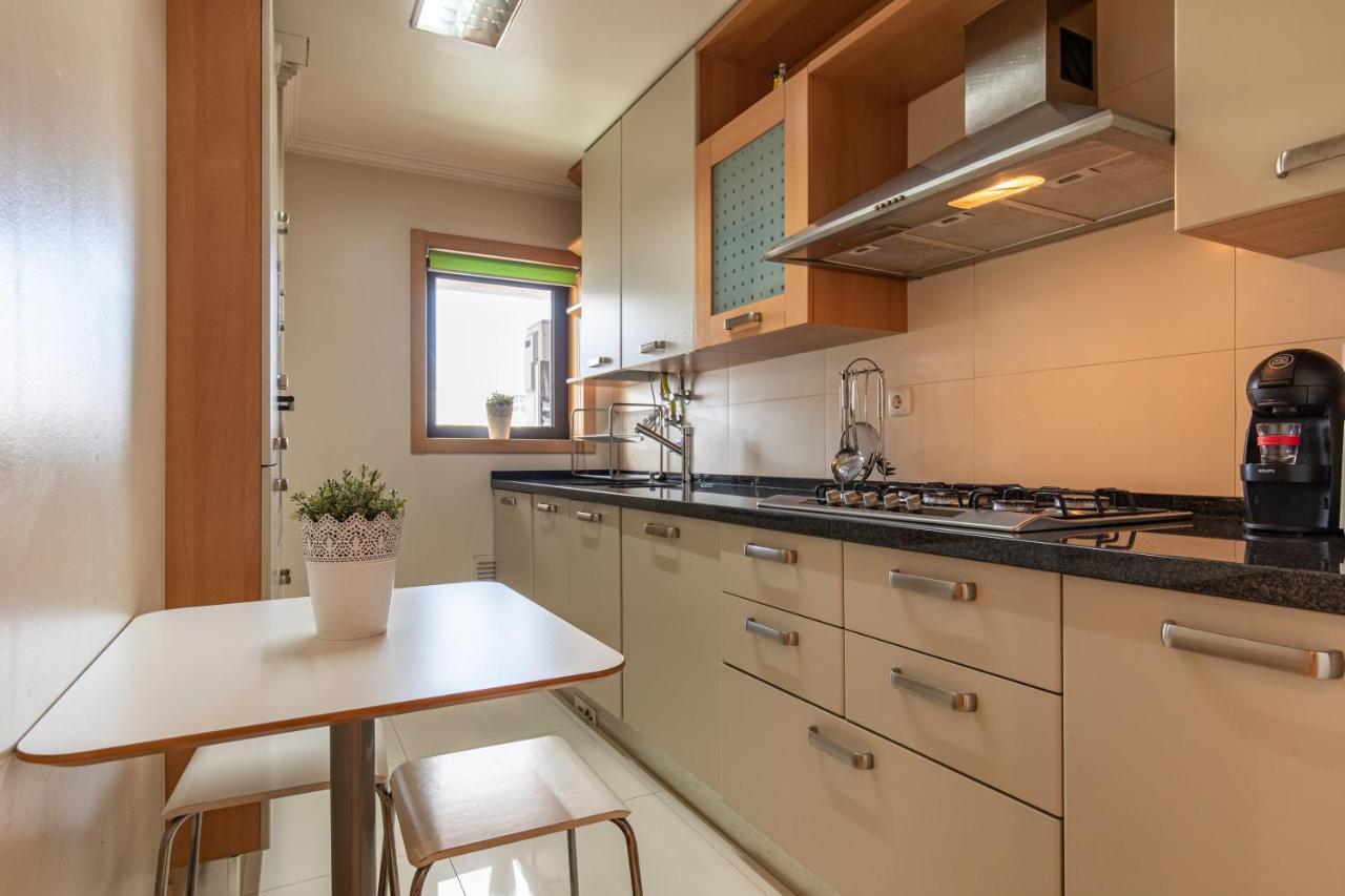 Lovelystay - Modern Apartment In Anjos Lissabon Buitenkant foto