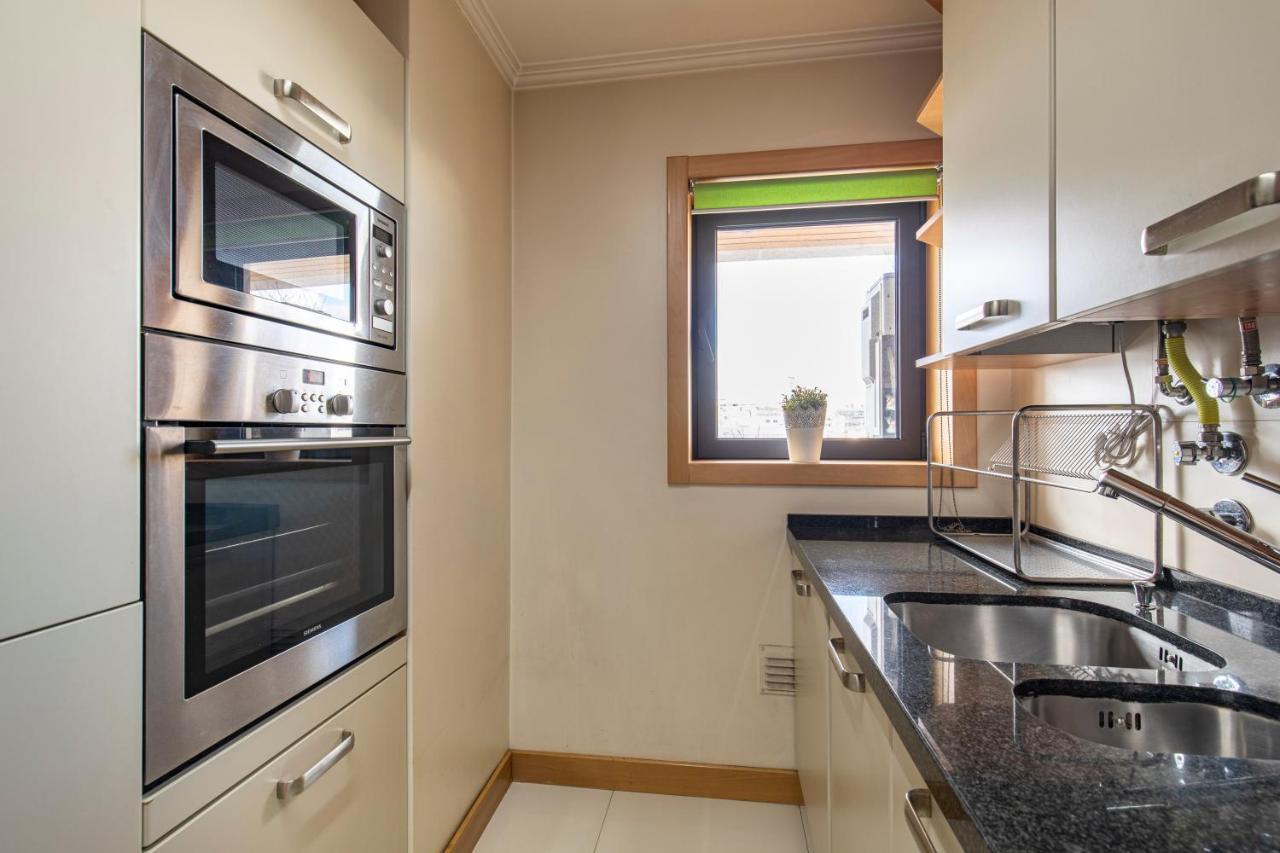 Lovelystay - Modern Apartment In Anjos Lissabon Buitenkant foto